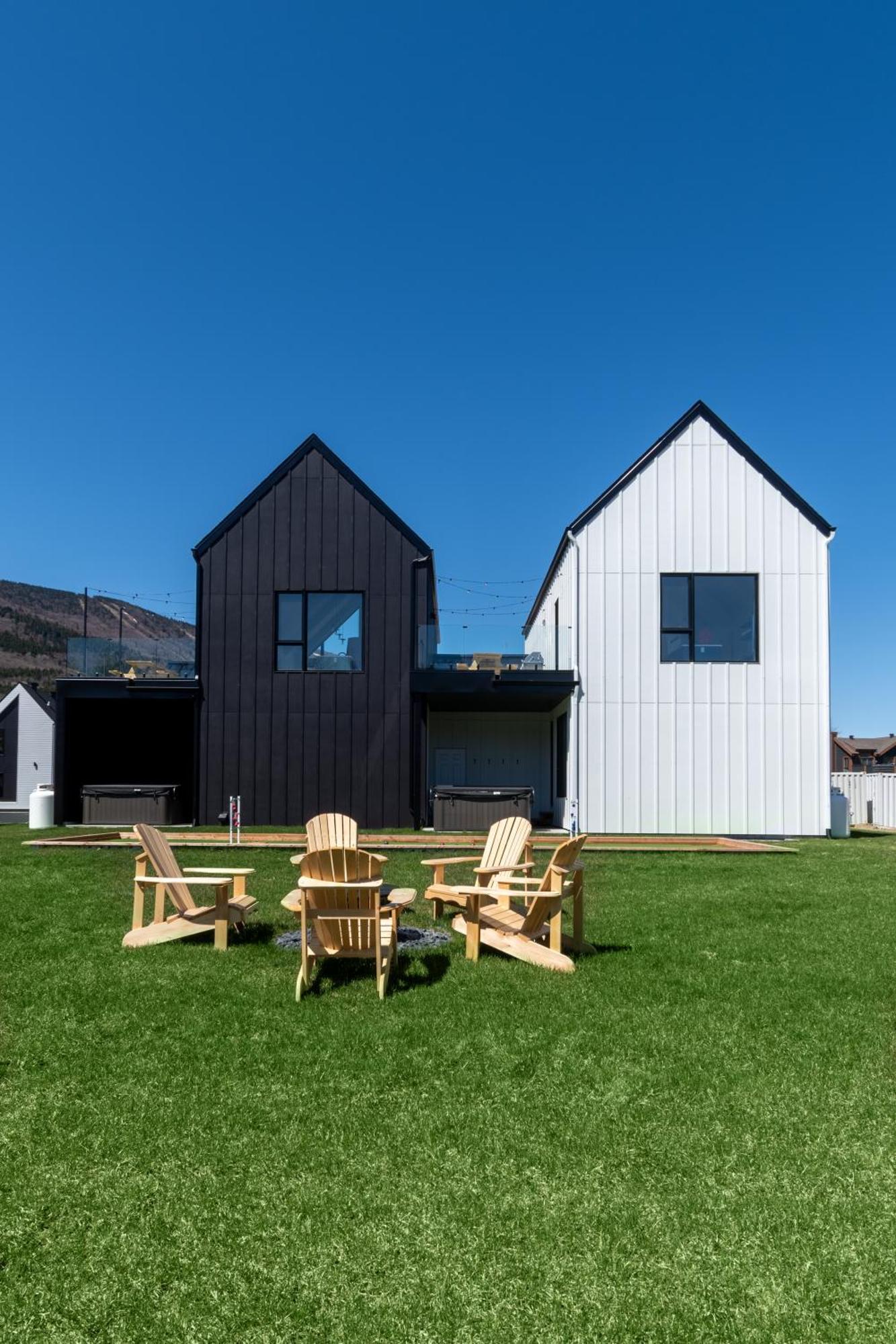 Sofa Villas Mont Sainte-Anne بيوبره المظهر الخارجي الصورة