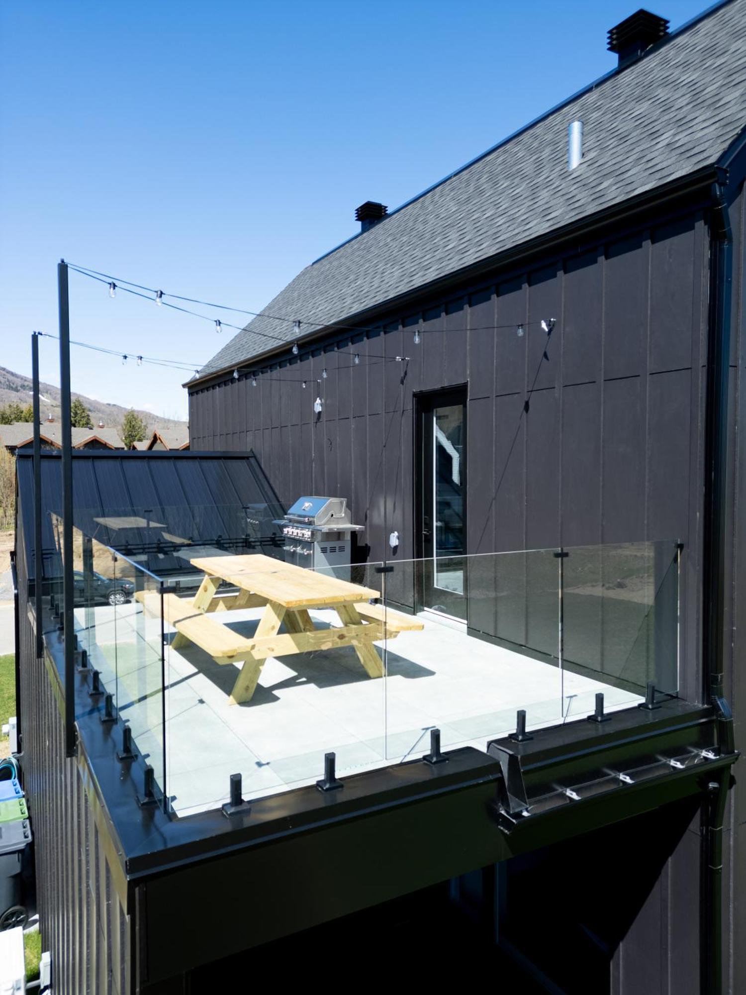 Sofa Villas Mont Sainte-Anne بيوبره المظهر الخارجي الصورة